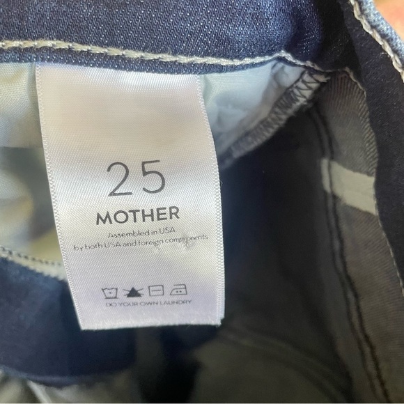 Mother Denim The Hustler Sidewinder Jeans in Tongue & Chic - Picture 7 of 13